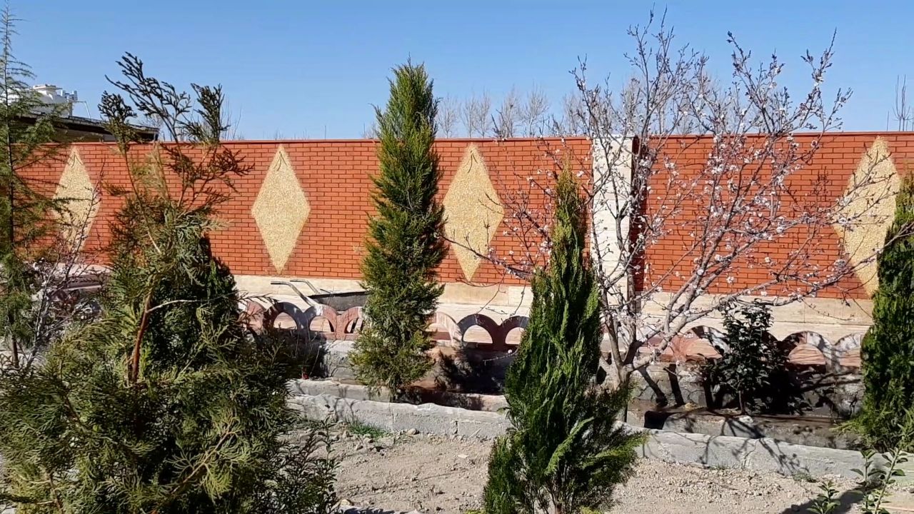 تولید واجرای ملات سیمان رنگی پلیمری نماه