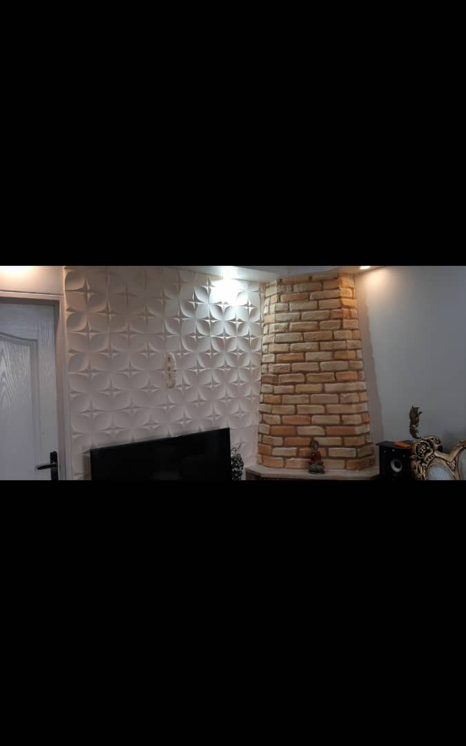 فروش و نصب انواع برچسب و استیکر کابینت شیشه دیوار کمد